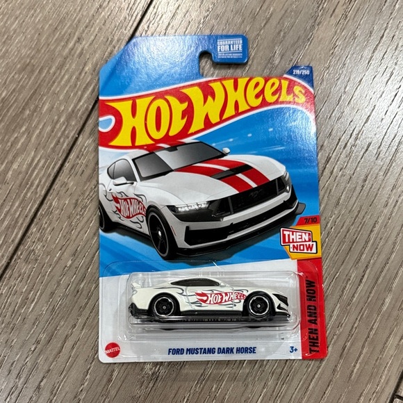 Hot Wheels Then and Now Bundle - Lot of 5 - Picture 4 of 6